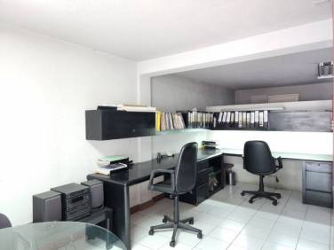 Oficina Amueblada en Alquiler Zona 11 Aguilar Batres - Image 1