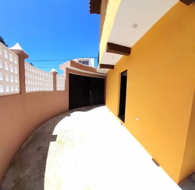 AnteriorSiguiente Casa en Venta en San José Pinula - Miniatura 10