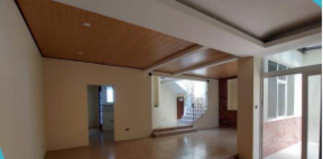 Preciosa Casa en Venta Mixco Zona 7 - Image 4