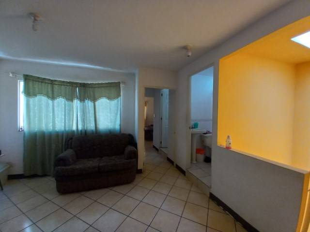 Casa en venta en Bulevar Minerva. Atención inversionistas - Image 3