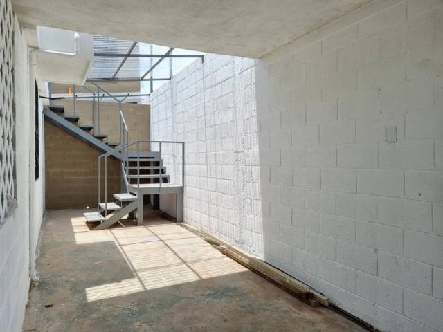 Apartamento en Renta en Segundo Nivel en San Cristóbal - Image 5