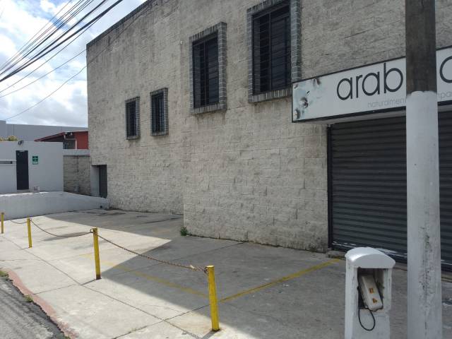 RENTA EDIFICIO COMERCIAL - Image 3