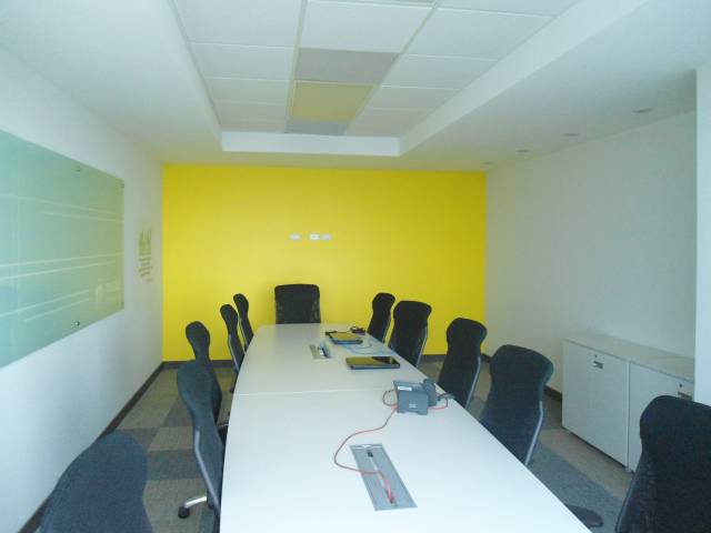 EN RENTA OFICINA - Image 2
