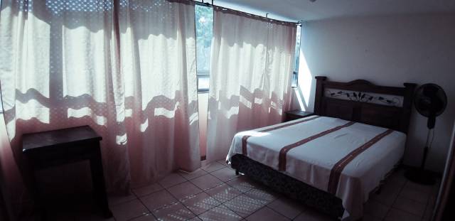 Apartamento Amueblado en Renta Zona 9 Ciudad Guatemala - Image 3