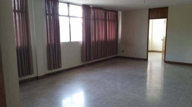 Apartamento en Renta Zona 9 Ciudad Guatemala, Montufar - Image 2