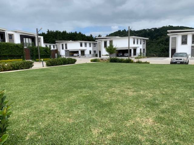 SE VENDE APARTAMENTO EN SERANA DE ARRAZOLA - Image 3