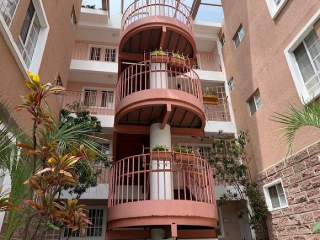 SE RENTA APARTAMENTO EN ZONA 13 MONTE AZUL - Image 2