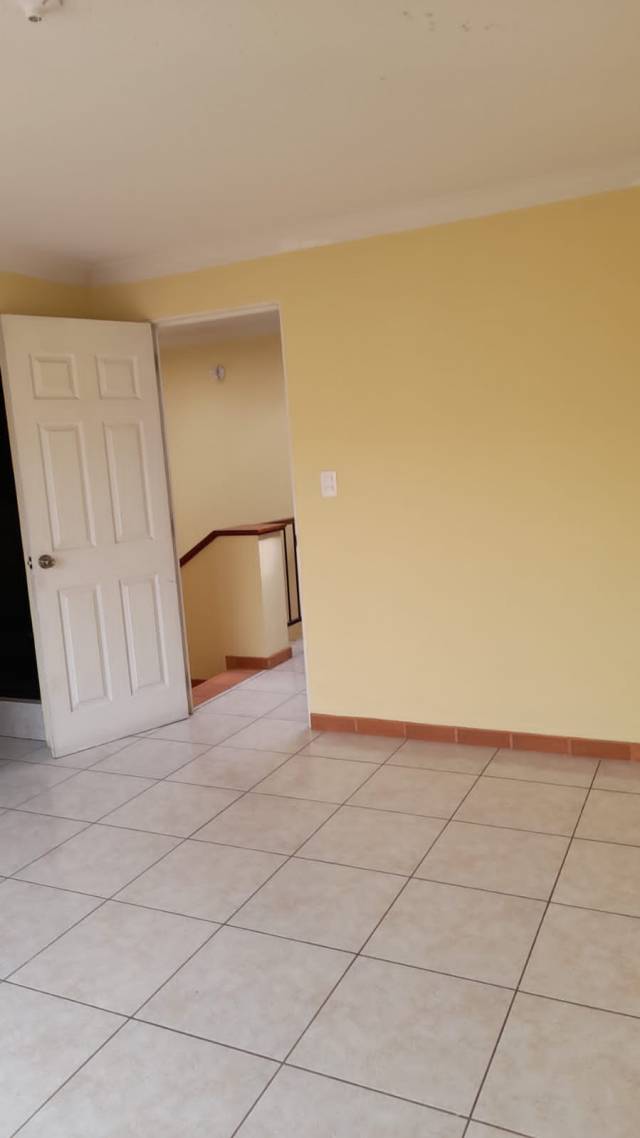 Casa en Venta Prados de Castilla Villa Nueva, Guatemala - Miniatura 6