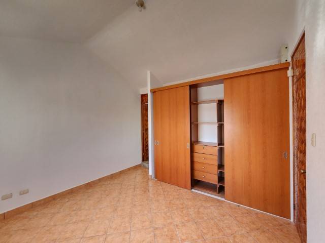 Casa en Venta Villa Nueva, Residencial con Garita - Miniatura 11