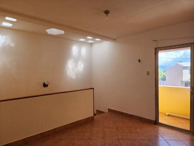 Casa en Venta Villa Nueva, Residencial con Garita - Miniatura 12