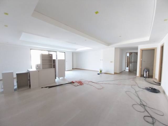Apartamento de lujo en venta en Vista Hermosa - Image 4