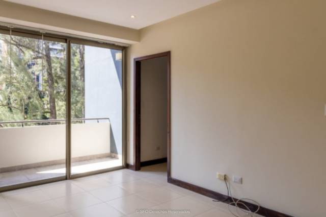 SE RENTA APARTAMENTO EN ZONA 14 - Image 4