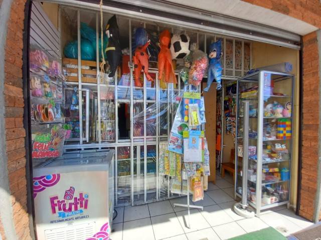 Derecho de llave de libreria acreditada en Villa Nueva - Miniatura 10