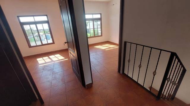 SE VENDE, ESCUINTLA, CONDADO SANTA ESMERALDA - Image 2