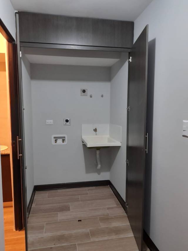 Alquilo Apartamento en Torres de Villa Hermosa - Image 1