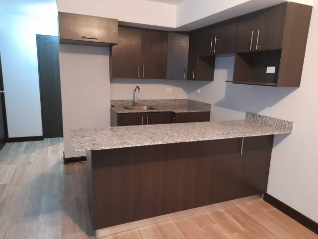 Alquilo Apartamento en Torres de Villa Hermosa - Image 2