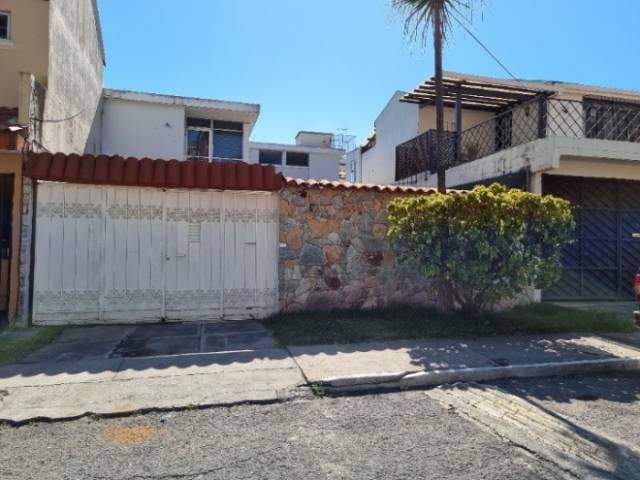 RENTO CASA EN GRANAI 2 - Image 2