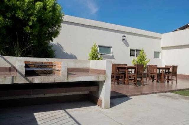 Vendo apartamento en Las Charcas zona 11 - Image 3