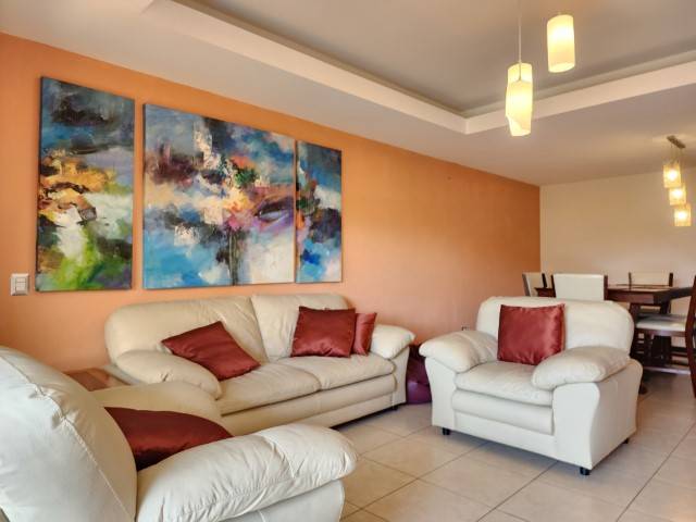 Apartamento Amueblado en Renta Zona 11 Las Charcas - Image 1