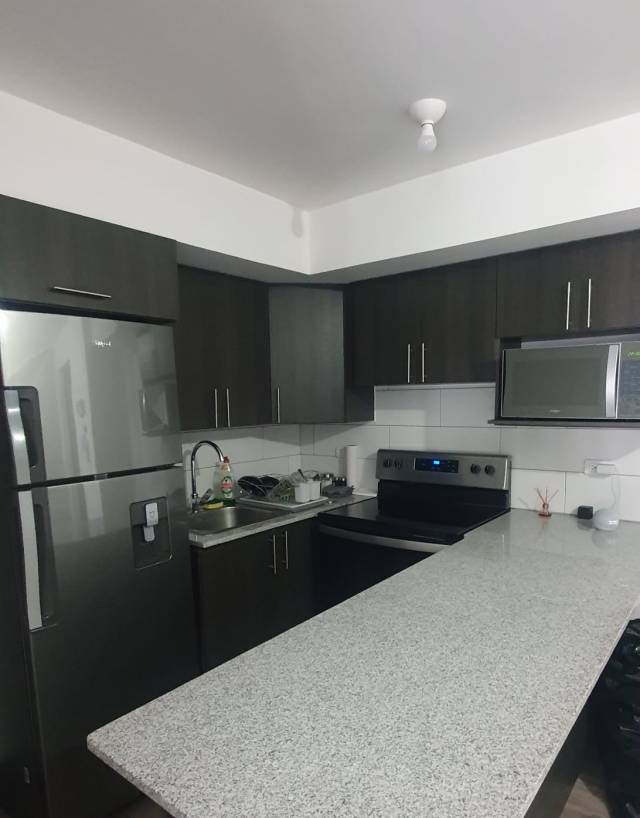 Apartamento en Renta Zona 9 de Mixco, Ancona - Miniatura 6