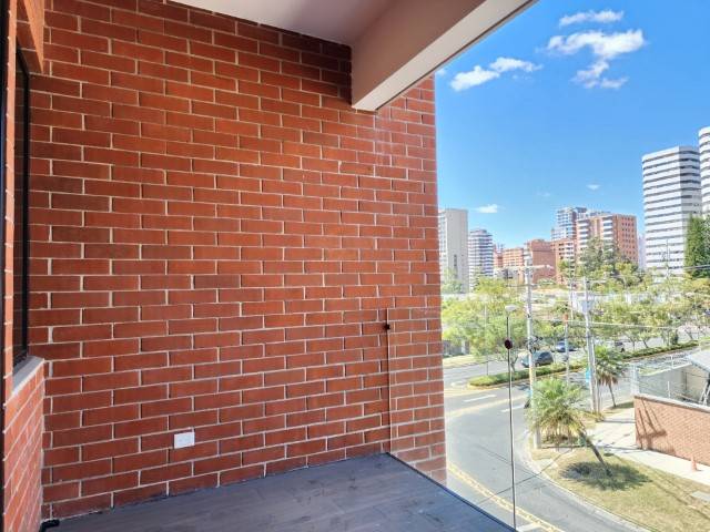 Apartamento Lujoso en Venta Zona 14 Ciudad Guatemala - Miniatura 4