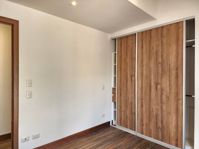 Apartamento Lujoso en Venta Zona 14 Ciudad Guatemala - Miniatura 12