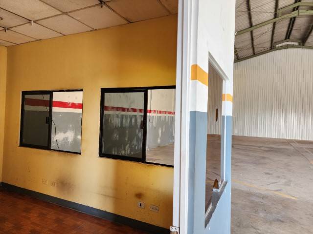 Bodega en Renta Sobre Bulevar San Cristóbal - Miniatura 8