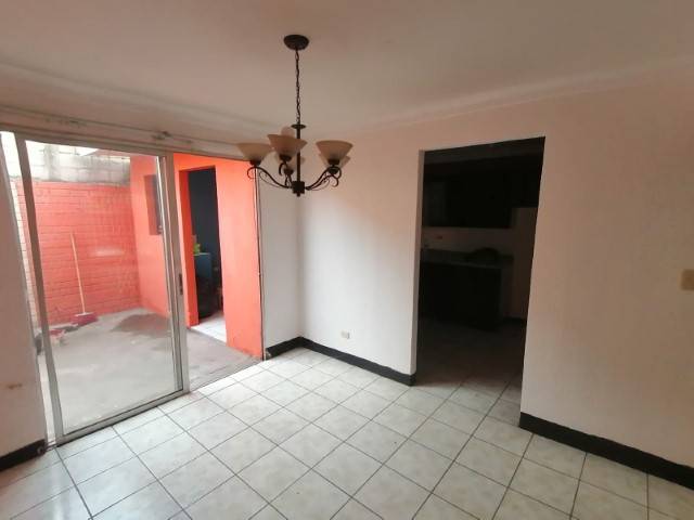 Casa en Renta Paseo de las Fuentes II Villa Nueva - Miniatura 4
