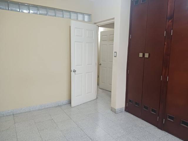 Apartamento en Renta Zona 12 Ciudad Guatemala - Miniatura 8