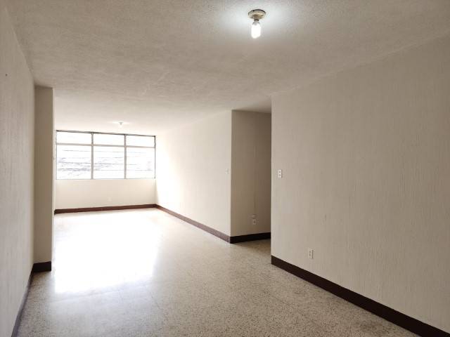 Apartamento en Renta Zona 9 Ciudad Guatemala - Image 3
