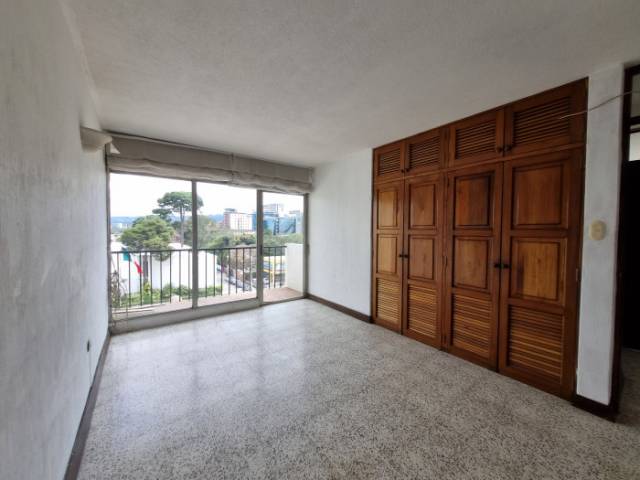 RENTO APARTAMENTO EN ZONA 10 - Miniatura 6