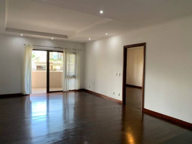RENTO APARTAMENTO AMPLIO  EN ZONA 14 - Miniatura 8
