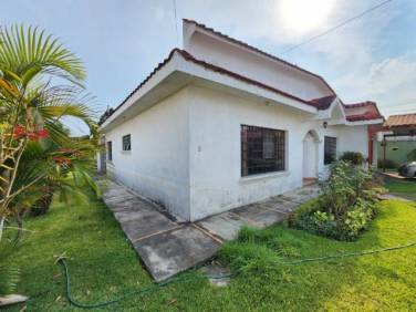 Casa en Renta para Negocio u Oficinas Zona 12 Guatemala - Image 1