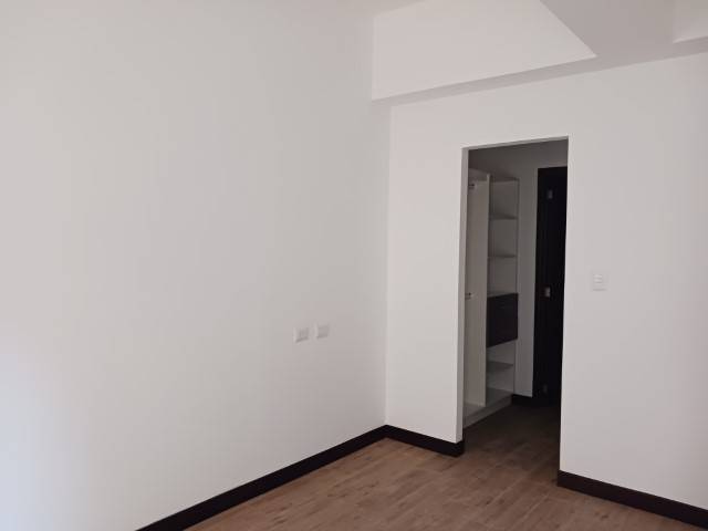 Apartamento Amueblado en Renta Zona 10 Casalini - Miniatura 4