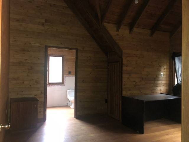 Casa para uso Comercial en Renta San Lucas Sacatepéquez - Miniatura 5