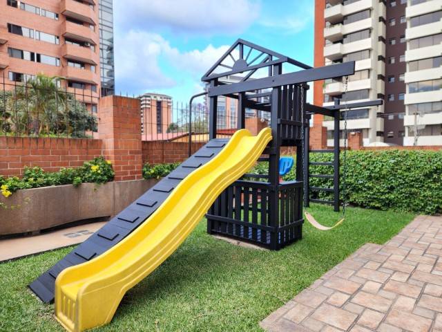 Apartamento en Venta Zona 14 Las Américas, San Ángel - Miniatura 11