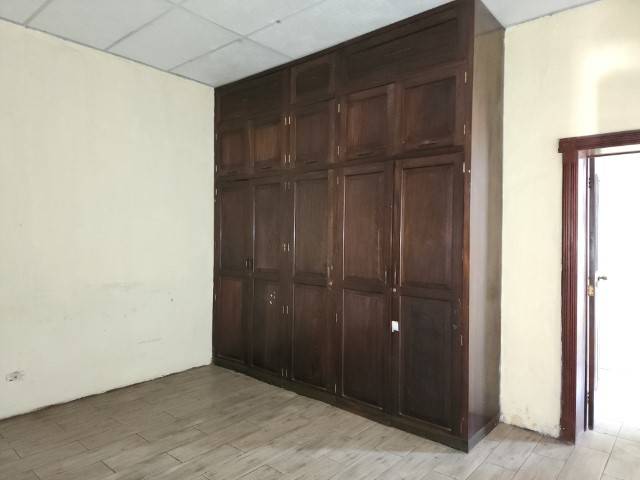 Casa en Renta para Oficinas o Bodega Zona 2 Guatemala - Miniatura 10