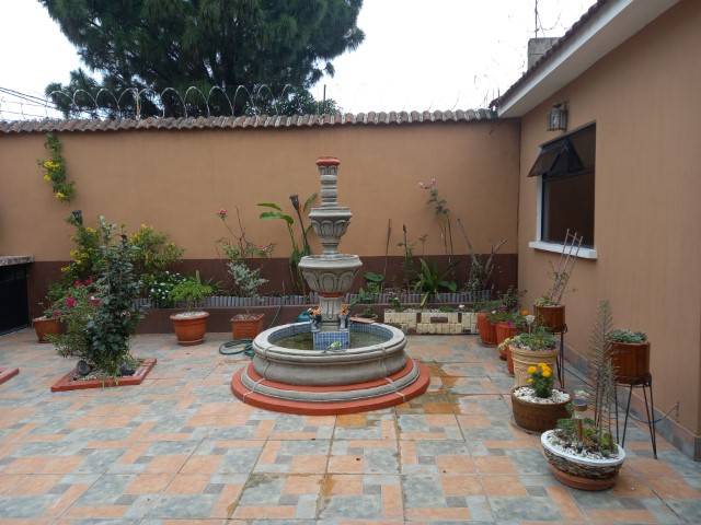 Casa en Venta San Cristóbal en colonia con garita - Image 5