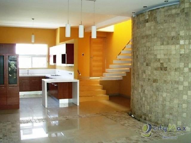 RENTO APARTAMENTO EN ZONA 15 VH II - Image 2