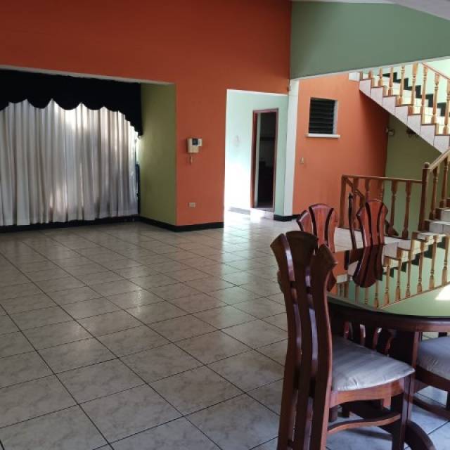 Casa en Renta Residencial o Comercial Blvr. San Nicolas - Image 2
