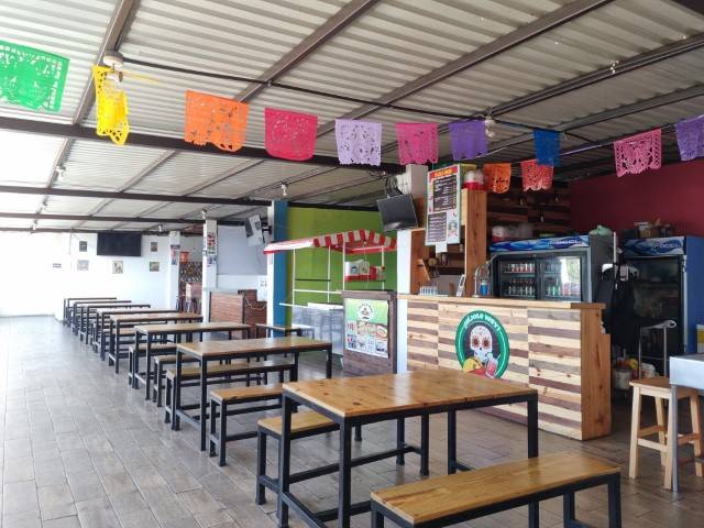 Local en Renta para Venta de Alimentos en Food Court - Miniatura 3