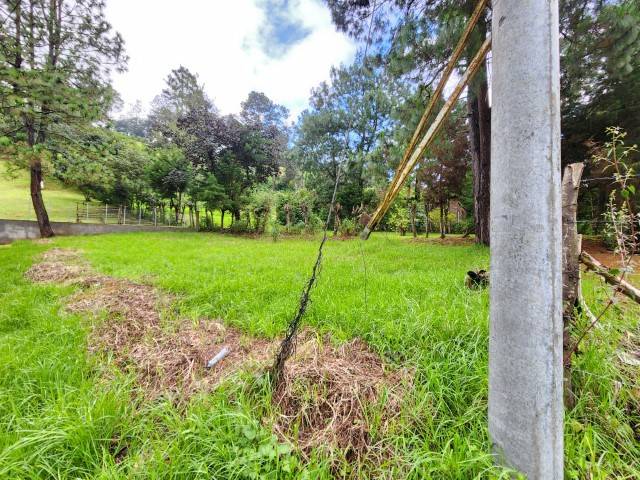 Terreno en Venta Los Manzanales Santiago Sacatepéquez - Image 3