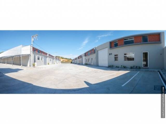Bodega en renta en Las Tunas zona 4 Mixco - Miniatura 2