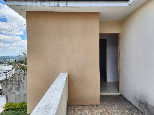 Casa en Renta Pinares de San Cristóbal, Guatemala - Miniatura 7