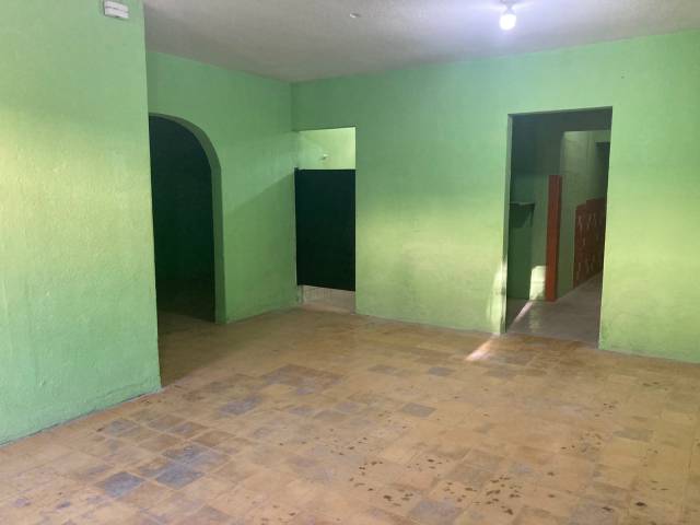 BODEGA EN RENTA ZONA 8 CIUDAD AVENIDA LA CASTELLANA - Miniatura 7