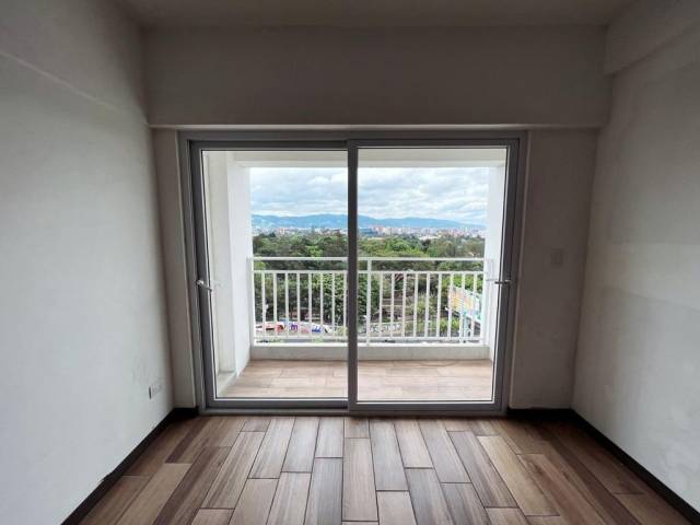 RENTO APARTAMENTO EN ZONA 13 PAMPLONA - Miniatura 3