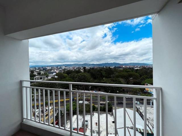 RENTO APARTAMENTO EN ZONA 13 PAMPLONA - Miniatura 5