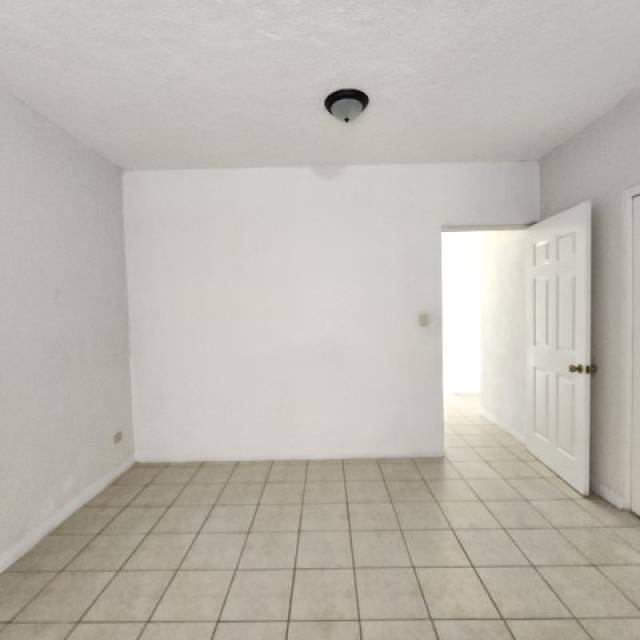 Apartamento grande en Renta Zona 15 San Lázaro - Miniatura 10