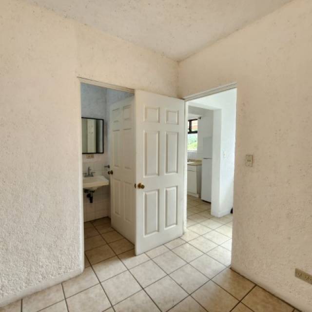 Apartamento grande en Renta Zona 15 San Lázaro - Miniatura 14
