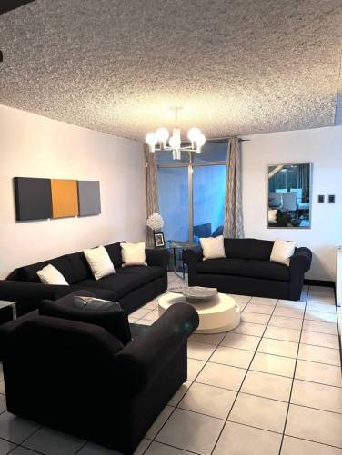 VENDO CASA EN JARDINES DE LA ASUNCION